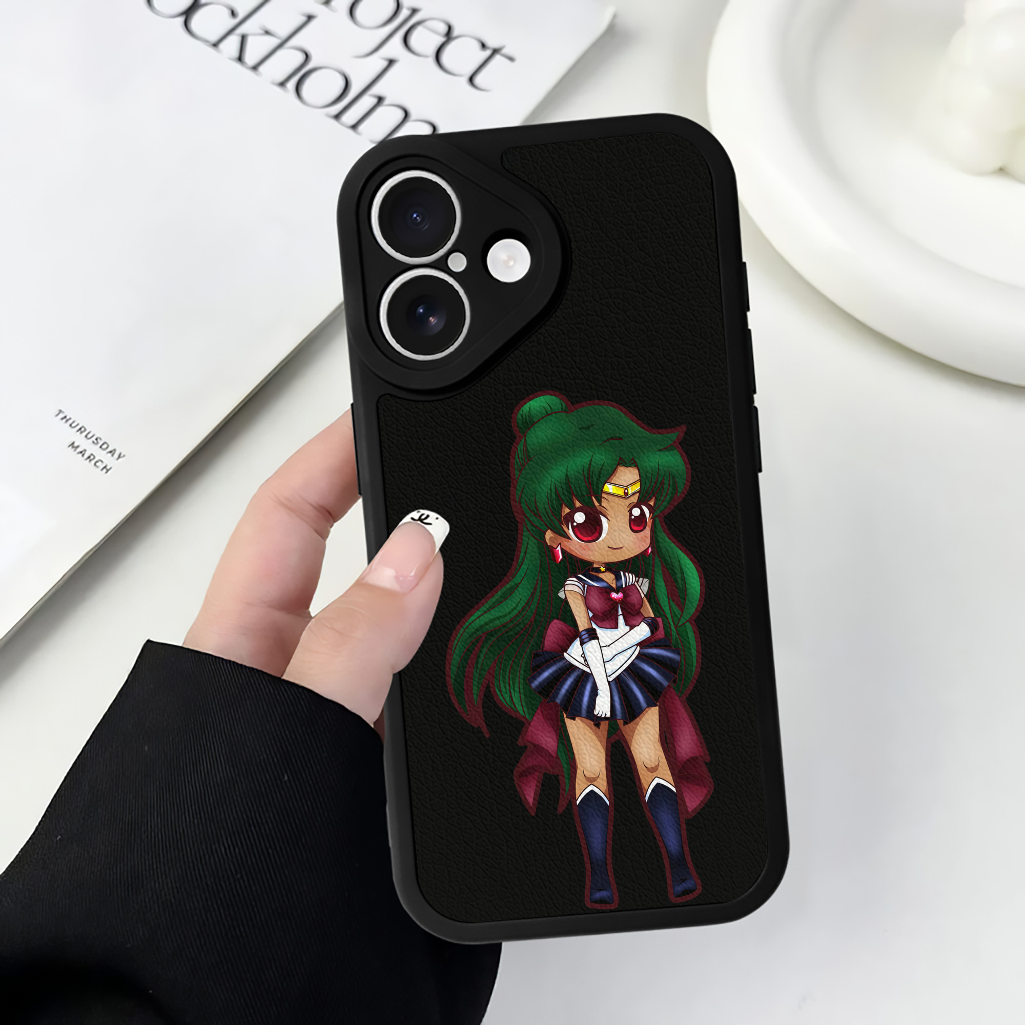 （画像用） 美少女戦士セーラームーン 冥王せつな Sailor Moon Meiou Setsuna 【iPhone 16シリーズ対応】シリコンスマホケース（レザー調） 材質：シリコン